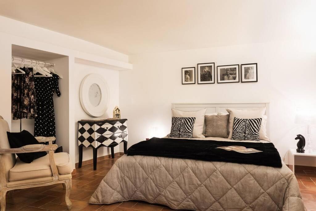 Lovely Colosseum Loft Apartment Рим Экстерьер фото