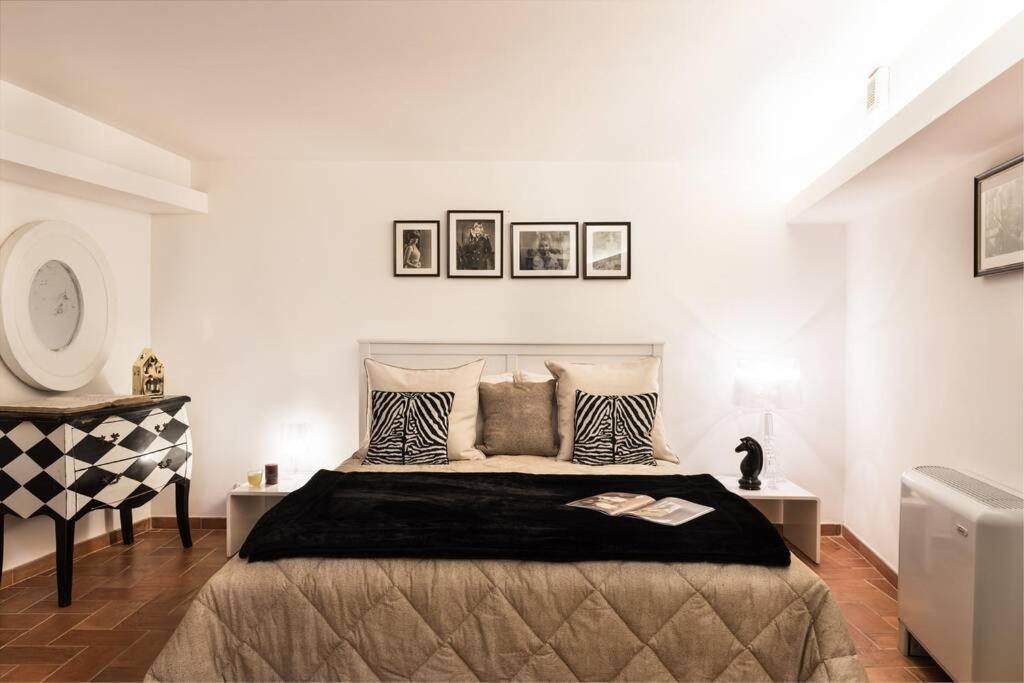 Lovely Colosseum Loft Apartment Рим Экстерьер фото